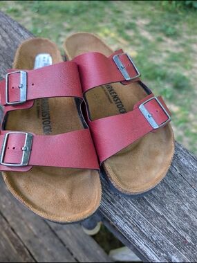 Birkenstock Arizona Double Strap Sandals in Deep Red Size 39.